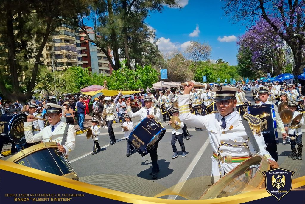 desfile aniversario cochabamba 6